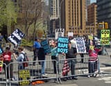 1280px-Westboro_Baptist_Church_in_New_York_2_by_David_Shankbone