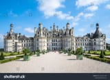 stock-photo-famous-medieval-castle-ch-teau-de-chambord-france-2226111193