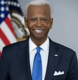 1706995221819202