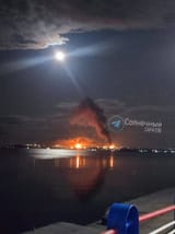 Ukrainian drones have struck several different areas of the facility, setting it on fire. Large plumes of smoke are visible from far away. 10-08-2025 Saratov oil refinery P2