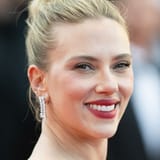 A-Cannes-Scarlett-Johansson-incarne-l-elegance-parisienne