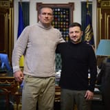 Oleksandr_Usyk_and_Volodymyr_Zelenskyy_in_Kyiv,_Ukraine_on_31_December_2024