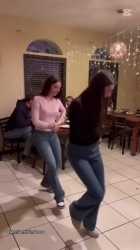 Georgiafolkdancd_thumb.jpg