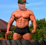 muscle_trump