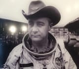 Gus-15