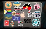 Laptop_GRAND_soy_edition_stickers