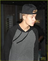 justin-bieber-argentina-sushi-stop-01