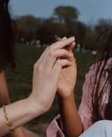 teen-hands-smoking-weed-anxiety-climate-1280x1563