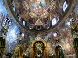 l-interno-della-chiesa