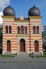 Malacky,_synagóga,_Slovensko