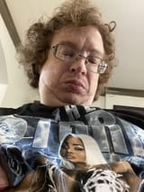 LOOKATTHISONEKEK