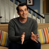 1a2353ae4dfaf73880973701a654c5fdb8-ty-burrell-modern-family.rsquare.w330