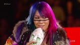 asuka-wwe-smackdown-2