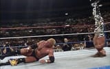 hbk-headstand-v0-1hdsjj2ij5la1[1]