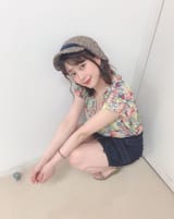 Yuriecrouching