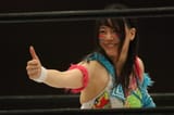 mayu thumbs up
