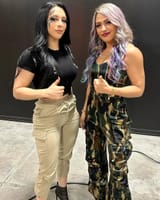 Stephanie Vaquer &amp; Giulia