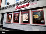 supermacs-irish-fast-food-burger-chain-dublin-republic-of-ireland-RWM997