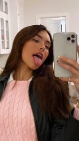 madison-beer-asking-you-to-come-over-and-cover-7g4yz1n1zv