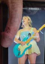 She&#039;d rather being playing woth cock