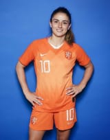 740full-danielle-van-de-donk