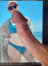 She&#039;s looking to get fucked at the beach
