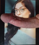 Her slutty mouth lo es cock