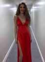 Image to video 丨 dress falls off and reveals completely naked body. Her body is _thumb.jpg
