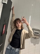 C (1)