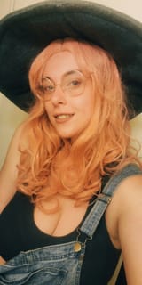 Snapchat-1206857199