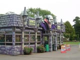 Flamingo Land spooky diner