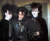 80s_goths_sistersofmercy_tshirt1_465_387_int