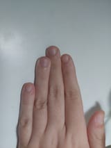 nails