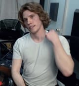 long-hair-jerma-v0-cqt0uda5f8db1-2085532665