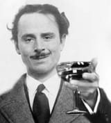 mosley cheers
