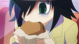 tomoko from watamote eats a hamburger