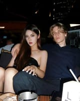 polish-chinese-wmaf-couple-that-went-viral-on-xiaohongshu-v0-jvsvjqohq74e1