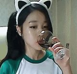 korean-girl-drinking