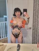 @alientrashkitty