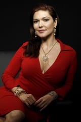 Laura Harring (3)