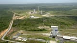 Vega_and_Ariane_5_launch_pads_at_Europe_s_Spaceport_pillars