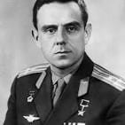 Vladimir Komarov died when the spacecraft&#039;s parachute failed to deploy during reentry