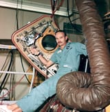 Michael_Collins_hatch_Columbia