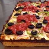detroit-style-pizza-product3