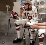 taylor smoking crack