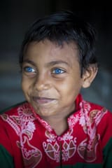 dhaka-bangladesh-th-apr-rizvi-years-old-child-rare-blue-eyes-©-jahangir-alam-onuchcha-alamy-live-news-disable-104132333