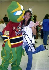 Stanley The Scorpion Kissing Joan Marie - Miss New Mexico 2008