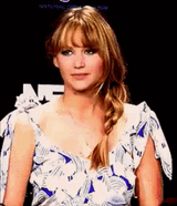 jennifer-lawrence-thumbs-up