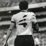 Beckenbauer-plays-in-sling