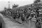 1955 Le Mans 24 hours pit straight fans